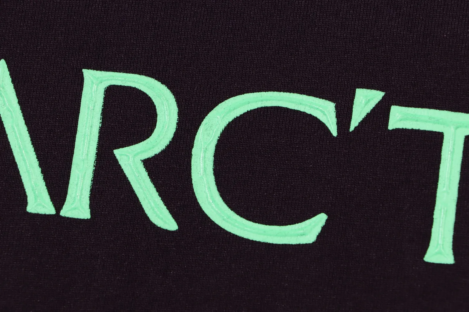 Arc’teryx ARC 23SS T 60 ， g 。 Breathable， ， ， 。 logo ， 。 ， 。 ， ， ， ， 。 Size:XS-L